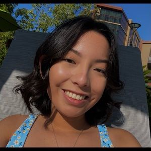 Meet your Posher, Alyssa